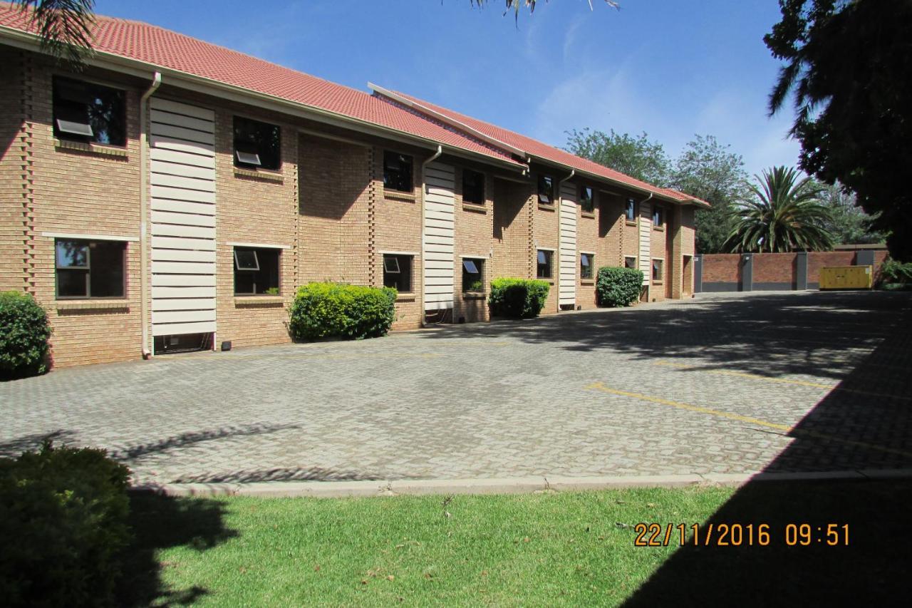 Europrime Boutique Hotel Boksburg Esterno foto